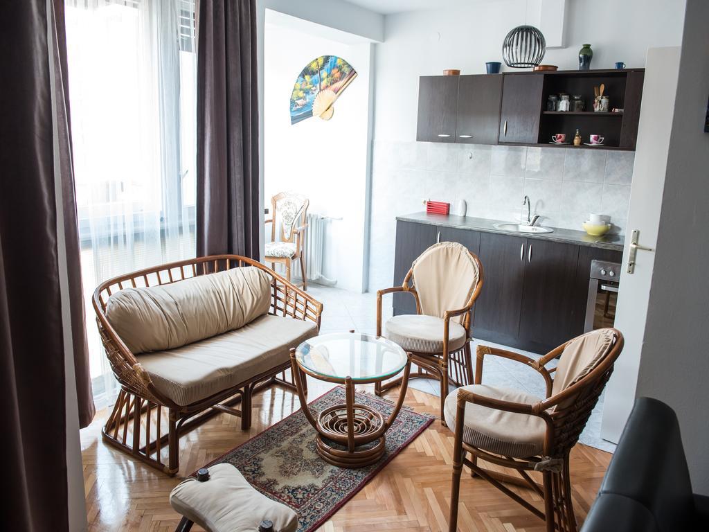Apartment Marshall Resavska Βελιγράδι Δωμάτιο φωτογραφία